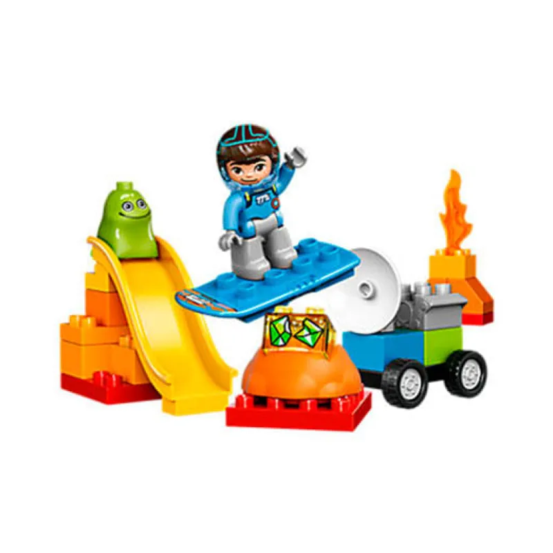 Aventuras en el Espacio de Miles*LEGO Online