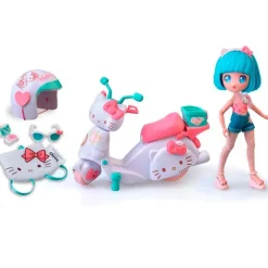 FAMOSA Sanrio Colección|Muñecas-Hello Kitty Muñeca Pretty Pink Scooter