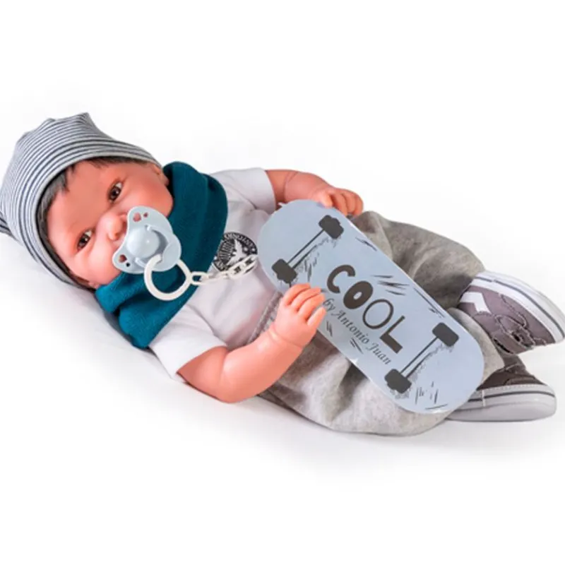 Muñeco Bebé Recién Nacido Pipo Skater*MUÑECAS ANTONIO JUAN Hot