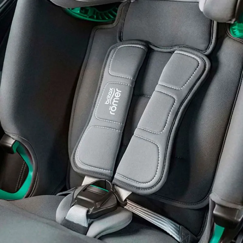 BRITAX RÖMER Sillas Con Isofix De 75 A 150 Cm (1 A 12 Años)-Silla coche Advansafix Pro isize Cosmos Black